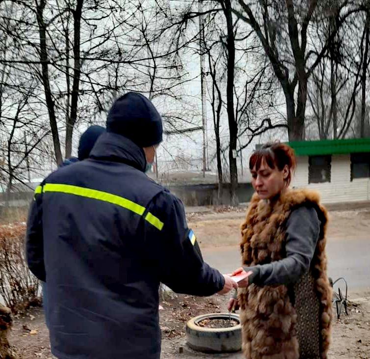 Каменчанам рассказали, как безопасно отпраздновать Рождество