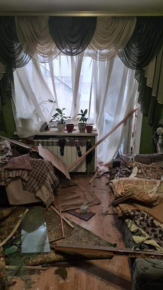 Взрыв на улице Матросова в Каменском: пострадали двое человек