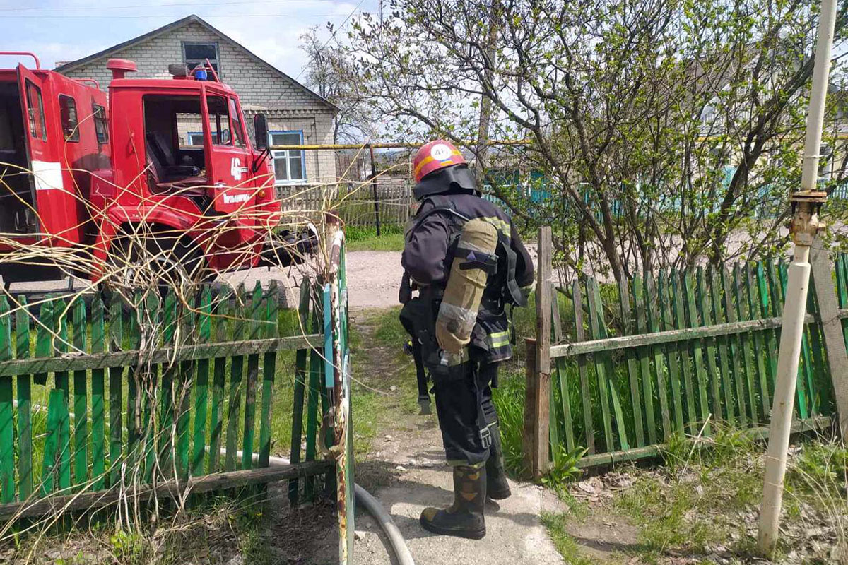 В Днепропетровской области на пожаре погиб мужчина и пострадала женщина