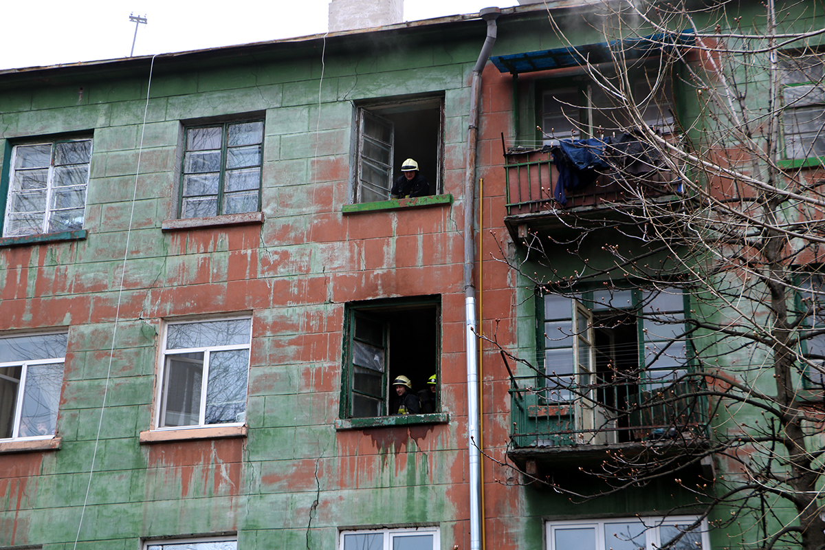В Днепре при пожаре в многоэтажке пострадал мужчине