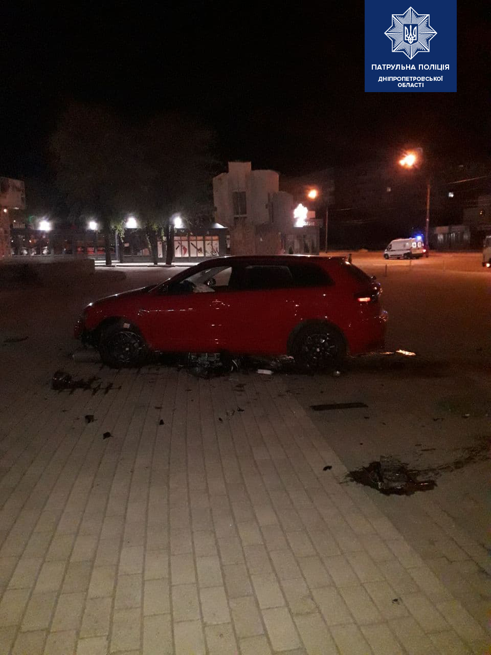 В центре Днепра Porsche Cayenne сбил двух человек