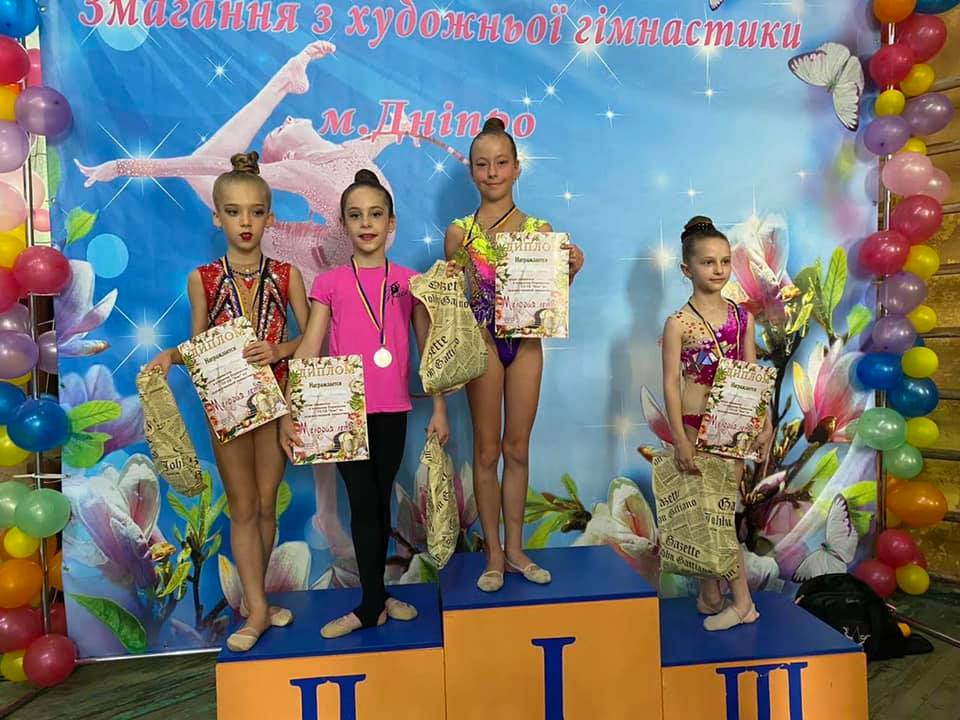 Гимнастки из Каменского стали призерами турнира в Днепре