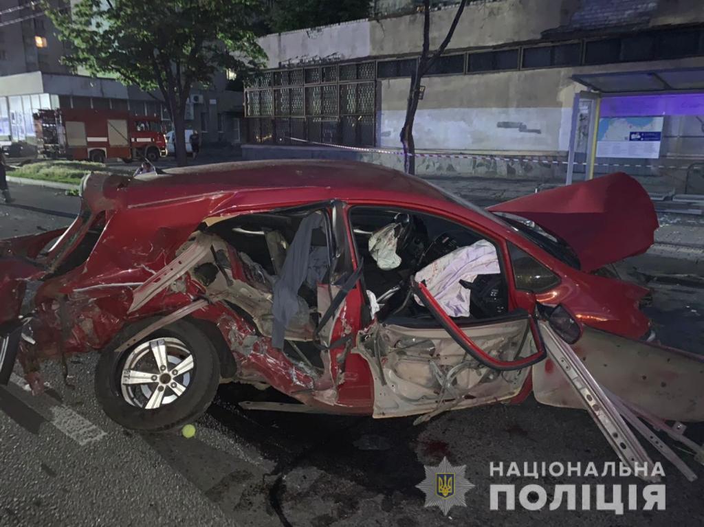 ДТП с пожаром в Днепре: погибла женщина, пострадали шесть человек