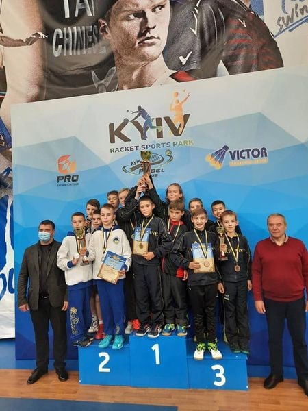 Днепровские спортсмены - чемпионы Украины по бадминтону