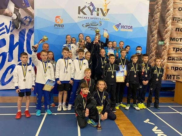 Днепровские спортсмены - чемпионы Украины по бадминтону