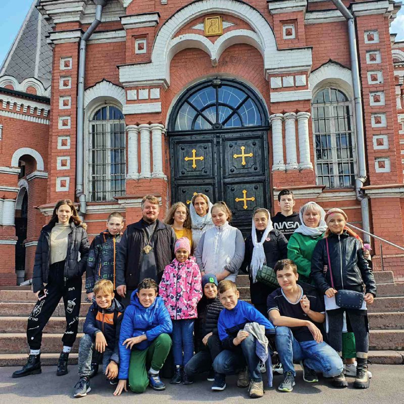 В Каменском открылась воскресная школа: кому подходит и чему учат