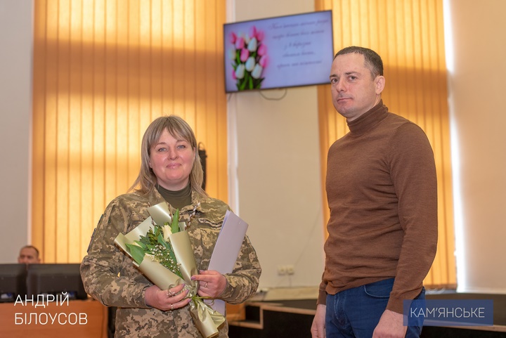 У Кам'янському вітали жінок (відео)