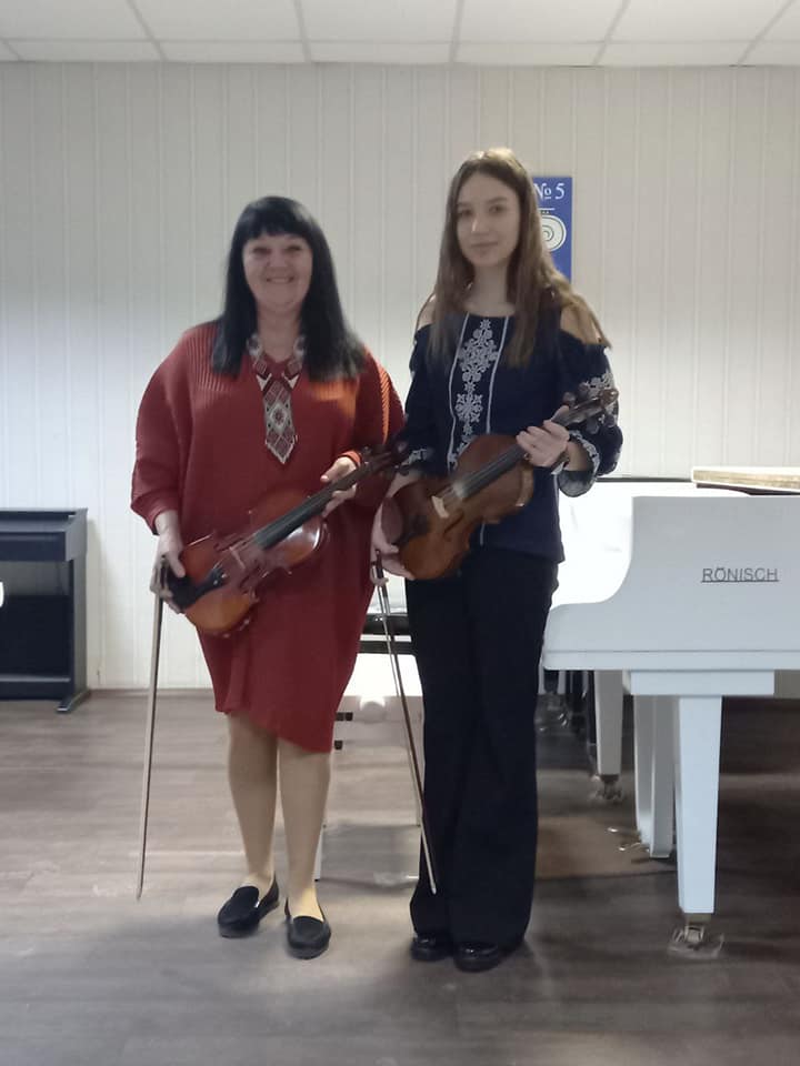 Кам'янські скрипалі перемогли на міжнародному фестивалі 