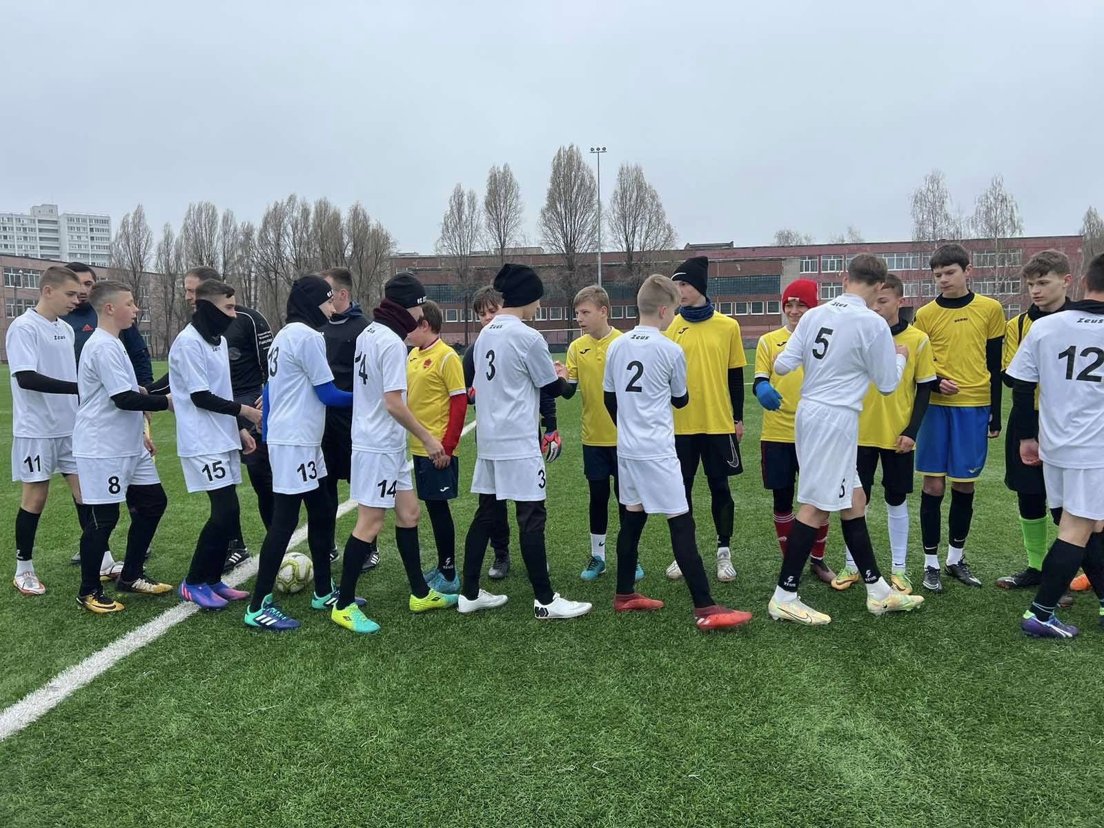У Кам'янському відкрили новий футбольний сезон