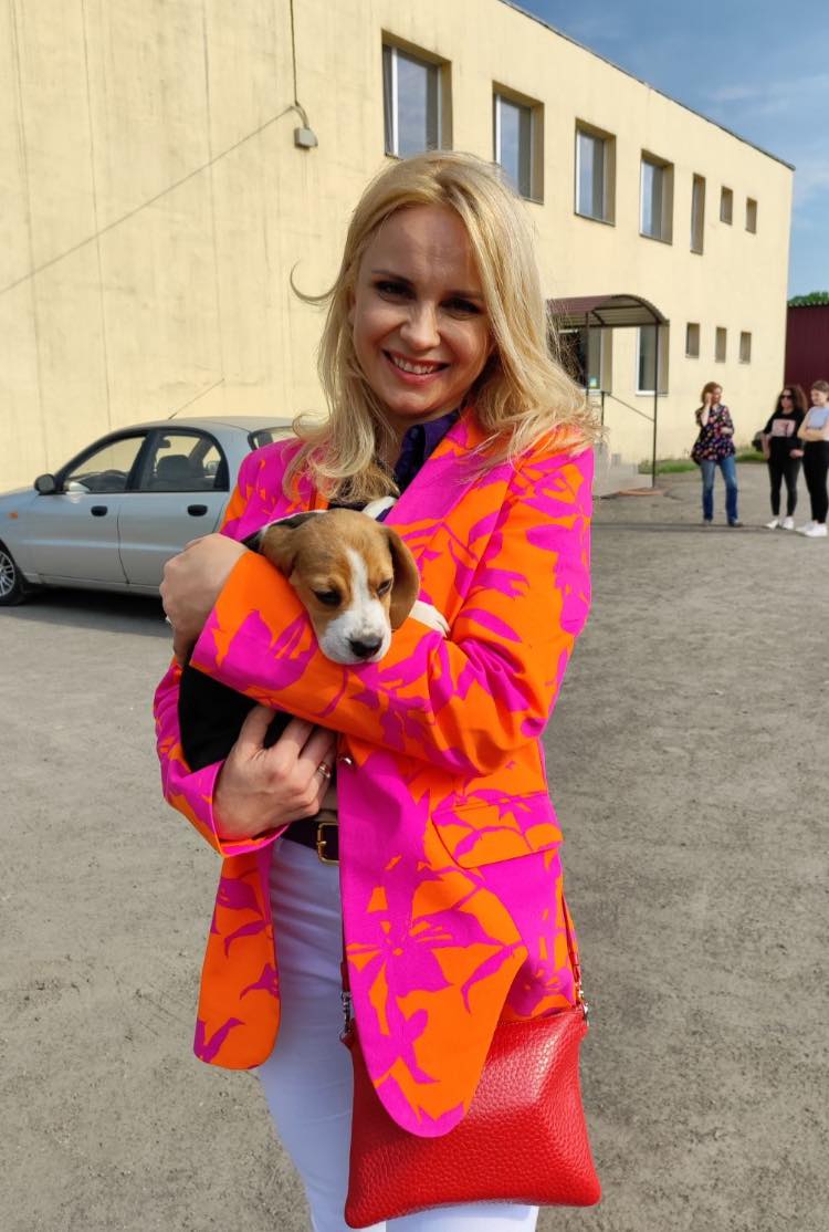 До Кам'янського завітала відома акторка і телеведуча