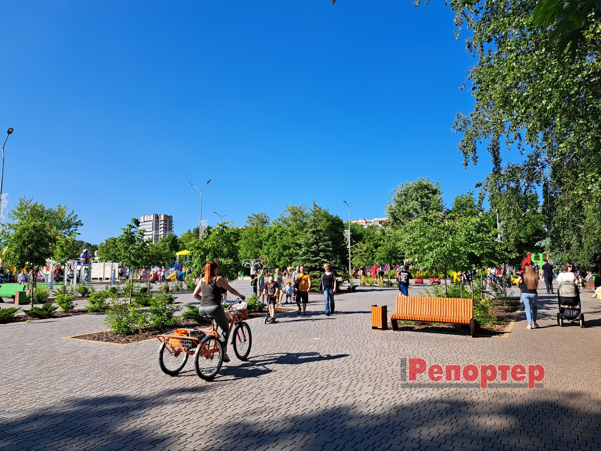 Як у Кам’янському зустріли літо (фоторепортаж)