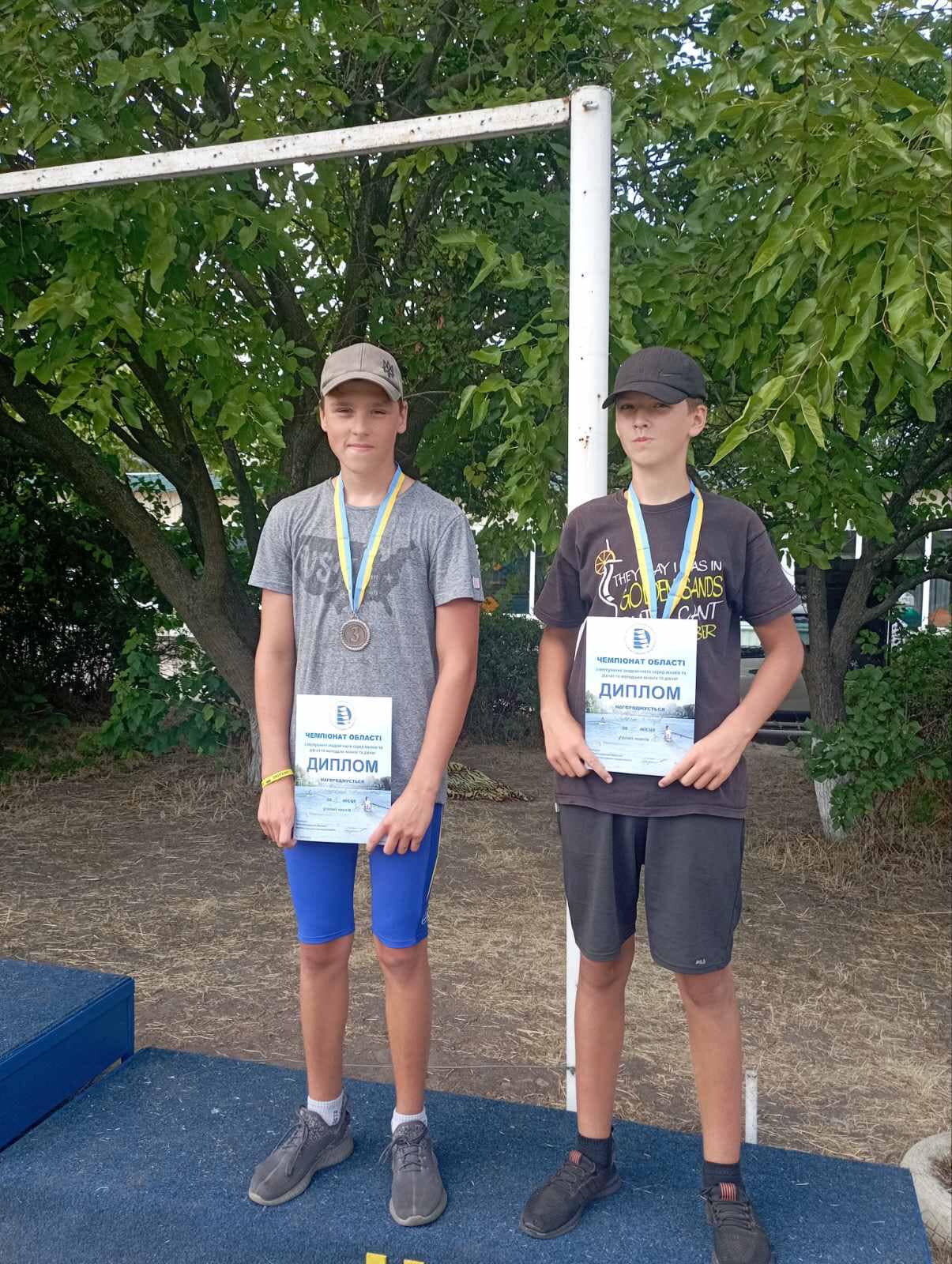 Веслувальники з Кам'янського вибороли медалі на чемпіонаті області в Дніпрі