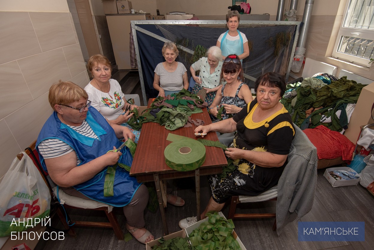 Мер Кам'янського та благодійники міста допомагають війську