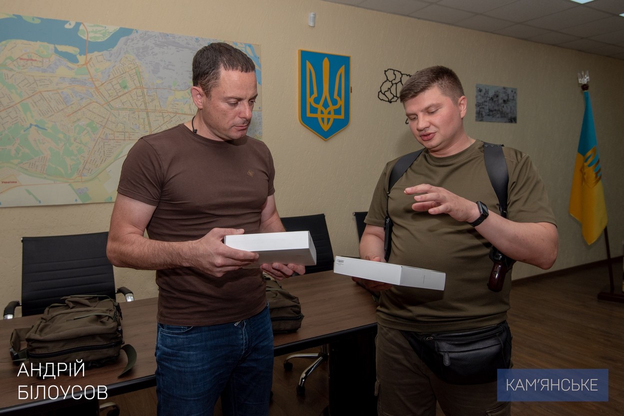 Кам’янське передало військовим допомоги на 1 мільйон гривень