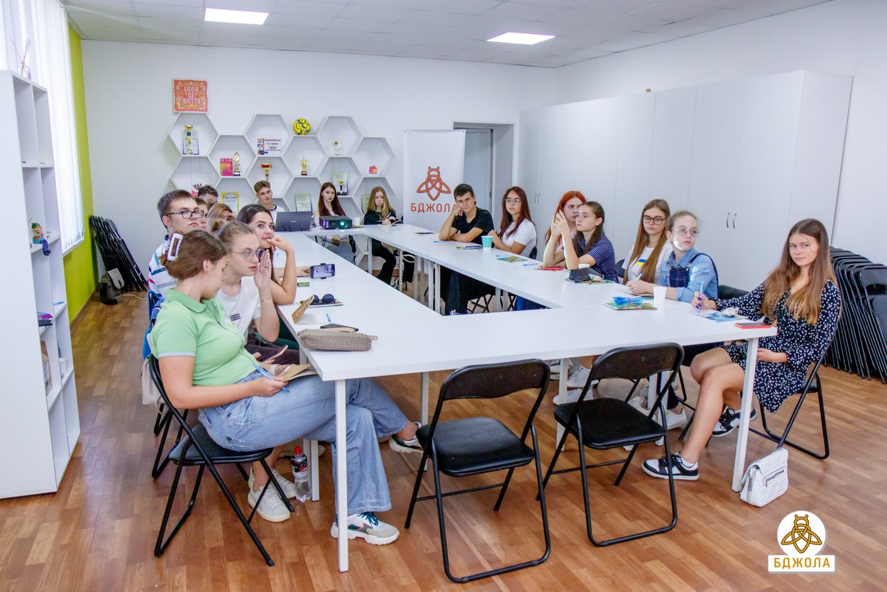 У Кам’янському відкрили «Школу волонтера»