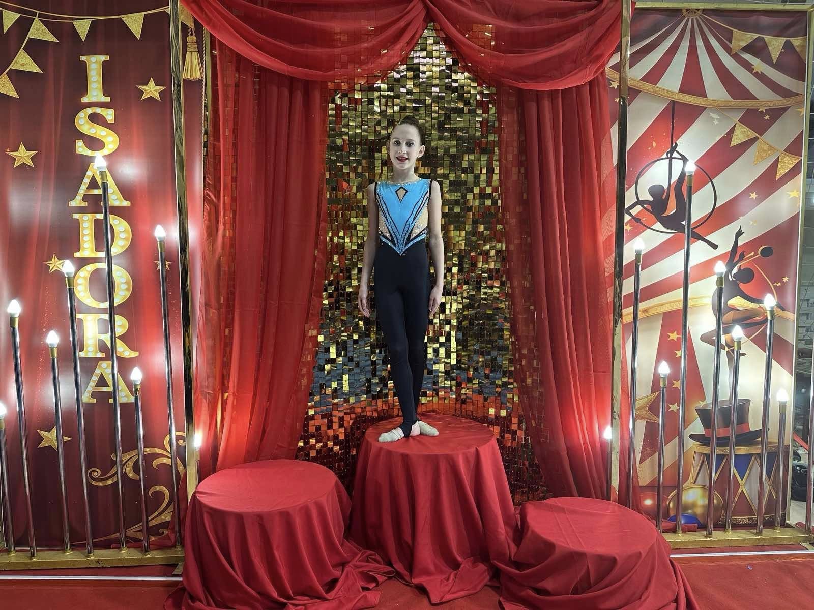 Гімнастки Кам’янського здобули низку нагород на всеукраїнському турнірі "Isadora Cup" 5 8 bereznya kamyanske gimnastky 8