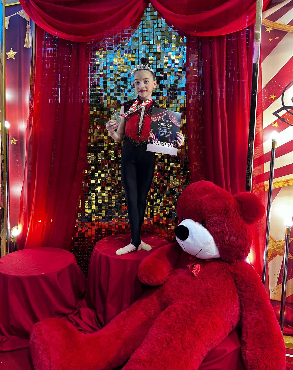 Гімнастки Кам’янського здобули низку нагород на всеукраїнському турнірі "Isadora Cup" 6 8 bereznya kamyanske gimnastky 9